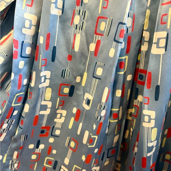 VERA WANG LAVENDER LABEL Silk Pleated Skirt - Picture 4 of 9